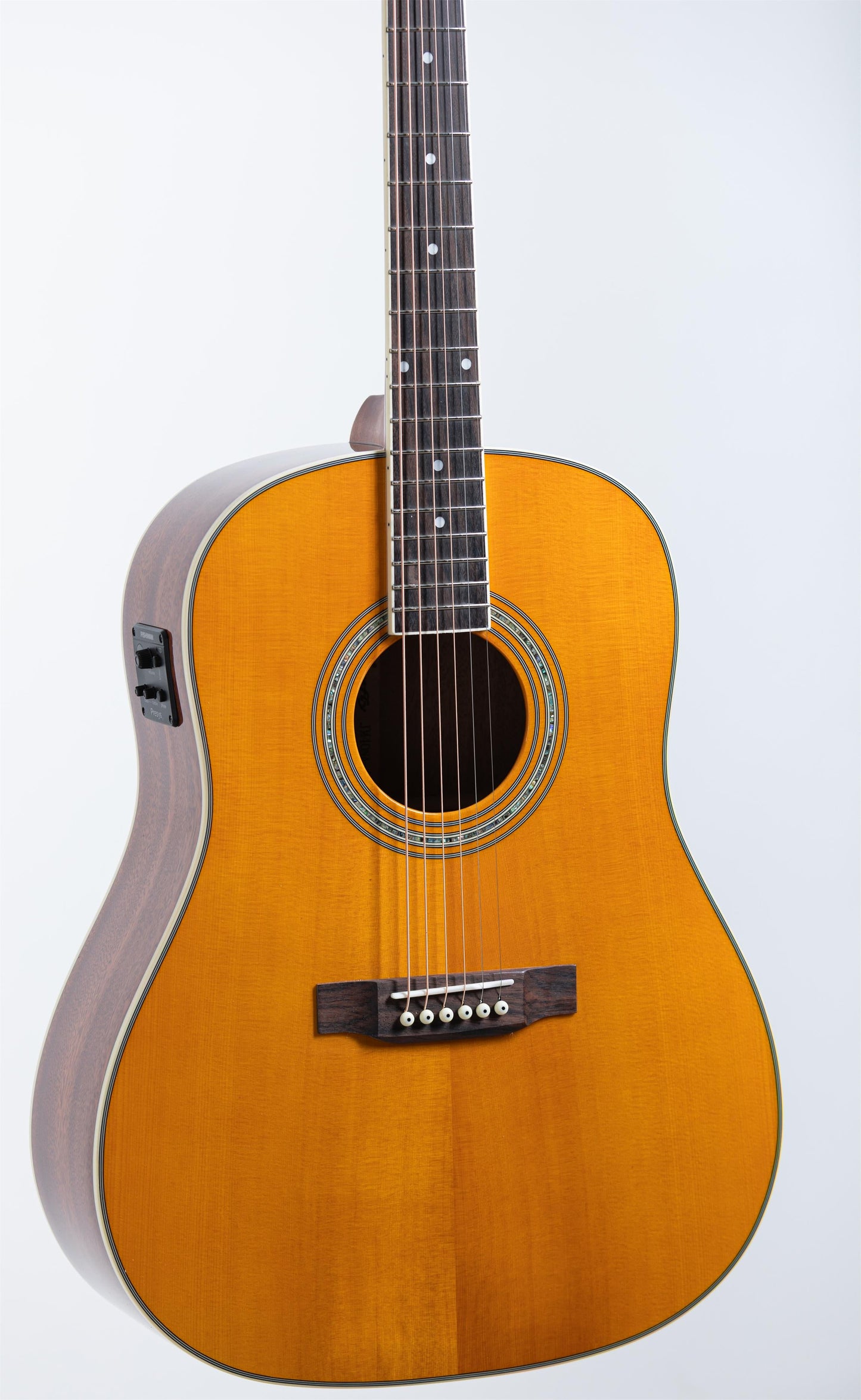 New Firefly JM40NA-S-E All Solid Wood Acoustic Guitar With Fishman Presys EQ
