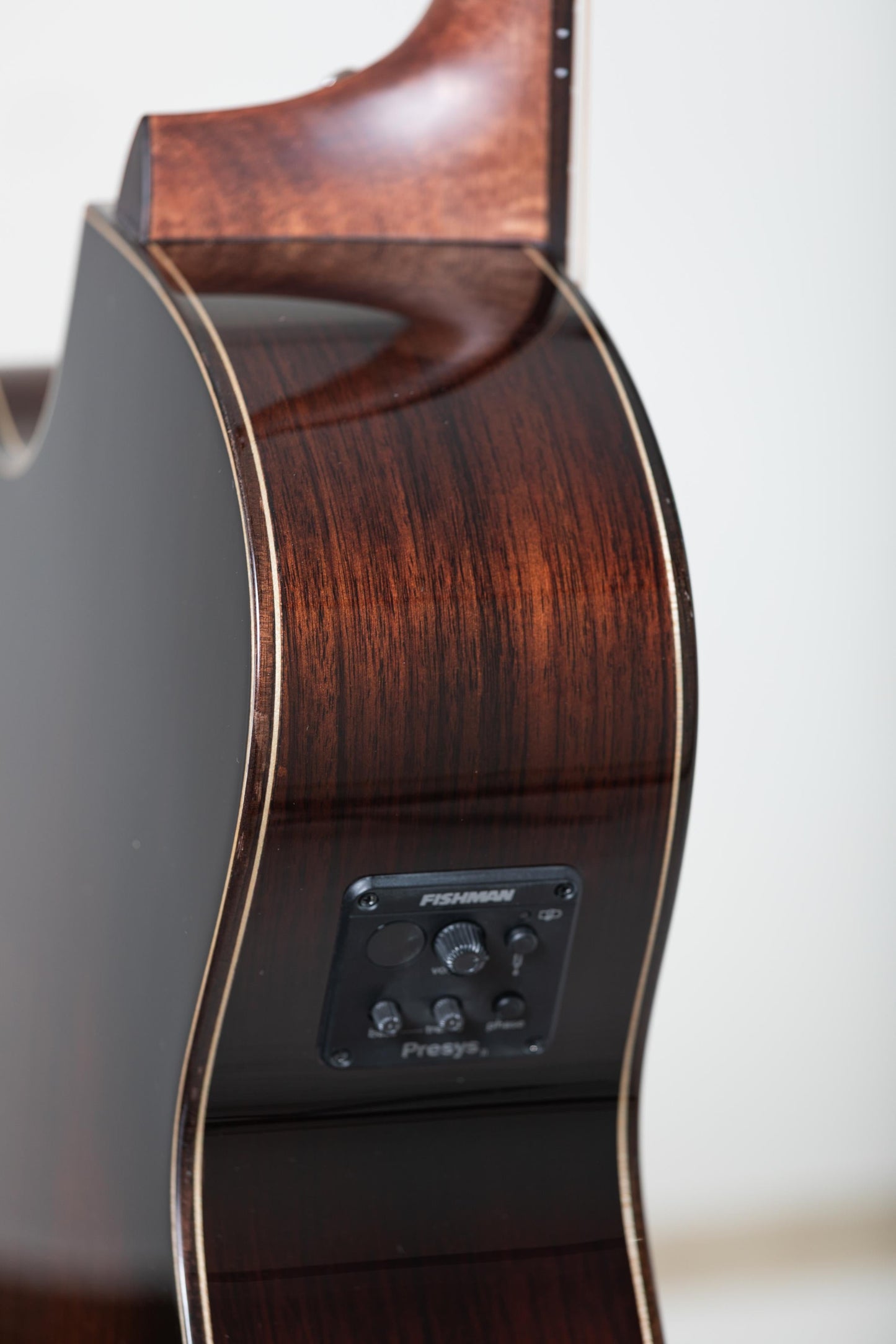 New Firefly GA814-E Acoustic Guitar With comfort cut armrest bevel and Fishman Presys EQ